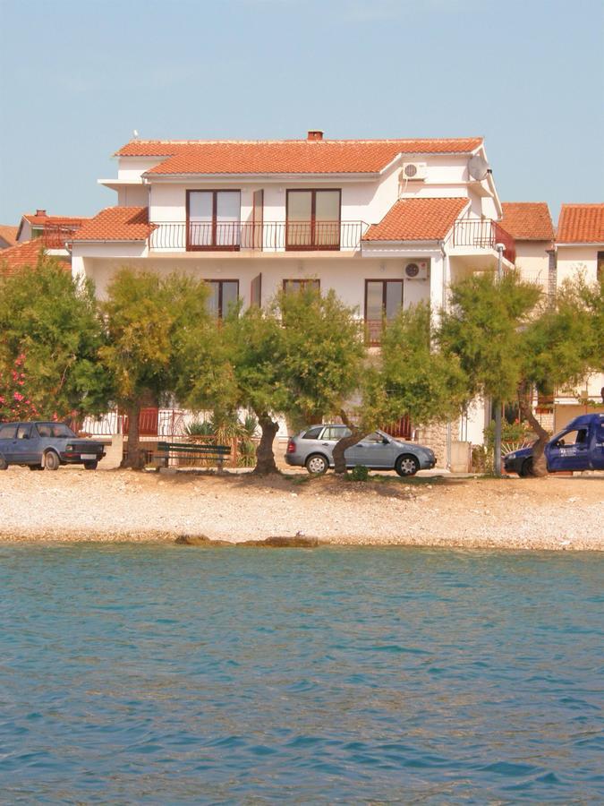 פרימוסטן Apartments Jere מראה חיצוני תמונה