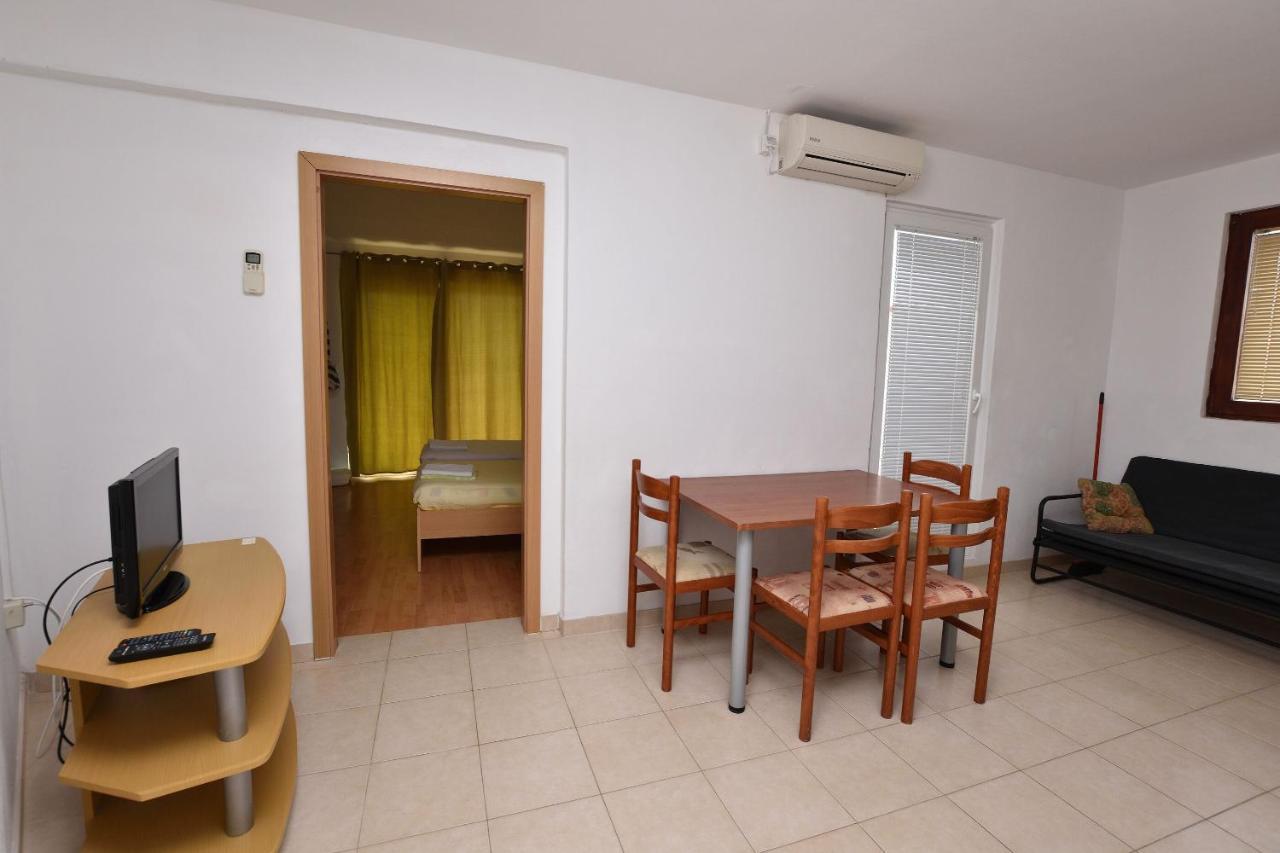 פרימוסטן Apartments Jere מראה חיצוני תמונה